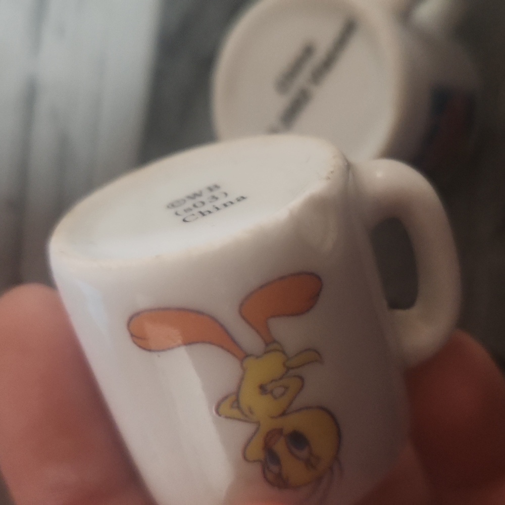 Set Of 4 Mini Mugs - Scooby Doo, Spongebob, Looney Tunes - Picture 4 of 6